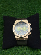 HUBLOT CLASIC FASHION LEATHER SILICON STRAPES- DATE DIAL GOLDEN WATCH