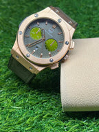 HUBLOT CLASIC FASHION LEATHER SILICON STRAPES- DATE DIAL GOLDEN WATCH